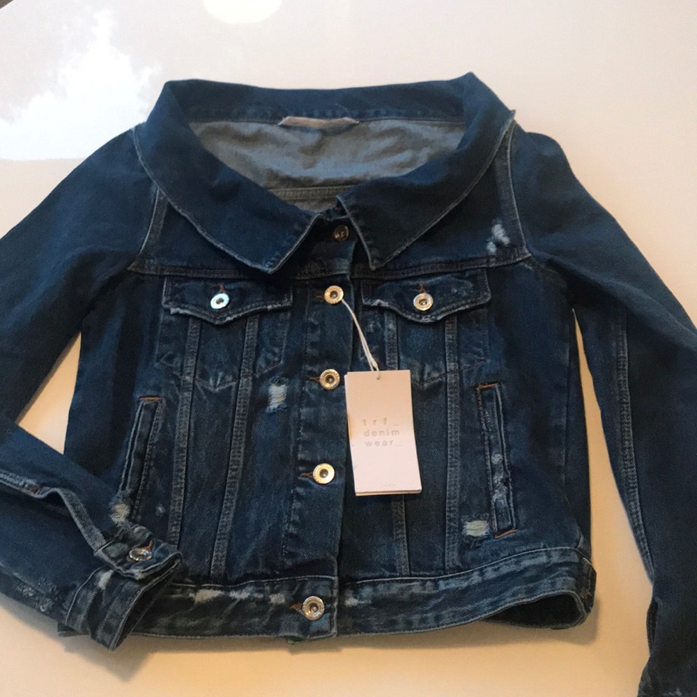 NWT Zara Distressed Boatneck Denim Jacket SZ Small